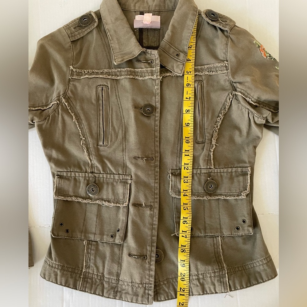 Romeo & Juliet Couture Khaki Embroidered Jean Jacket 100% Cotton metal buttons - Picture 13 of 14